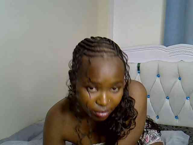 Prettyxoxo webcam