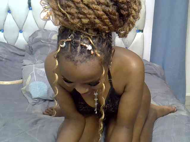 Prettyxoxo webcam