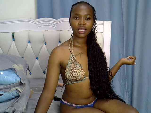 Prettyxoxo webcam