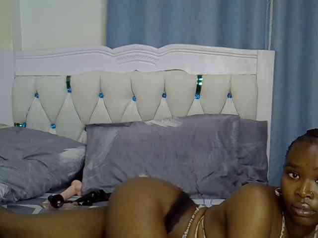 Model: Prettyxoxo