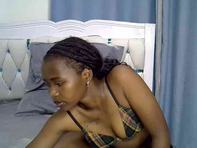Prettyxoxo webcam