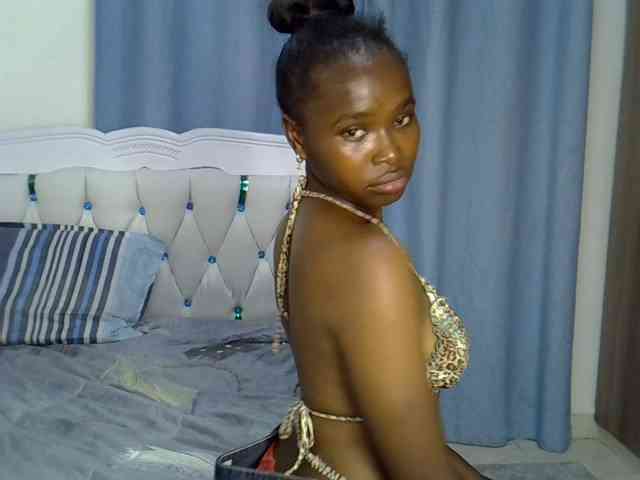 Prettyxoxo webcam
