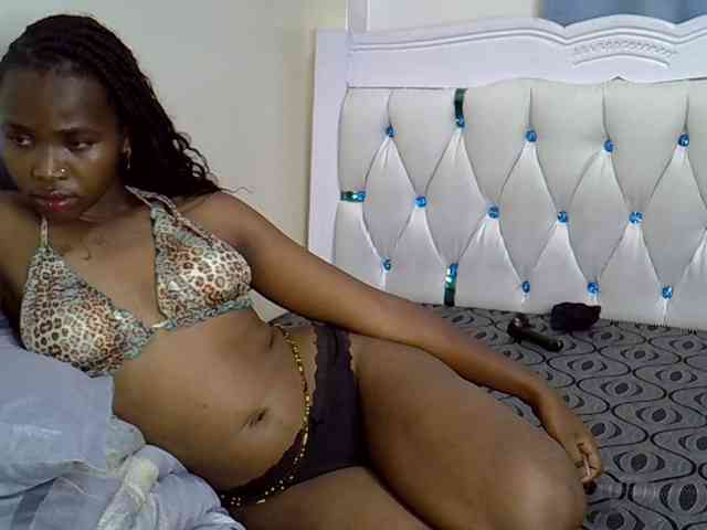 Prettyxoxo webcam