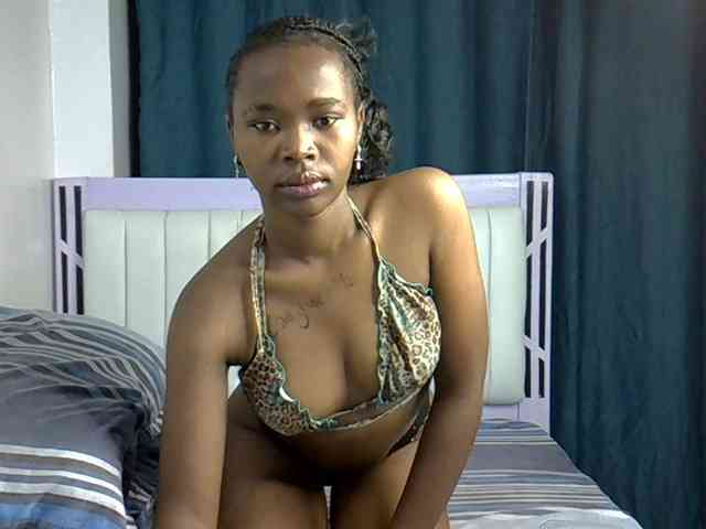 Prettyxoxo webcam