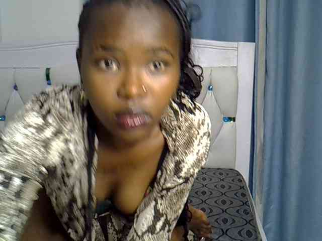 Prettyxoxo webcam