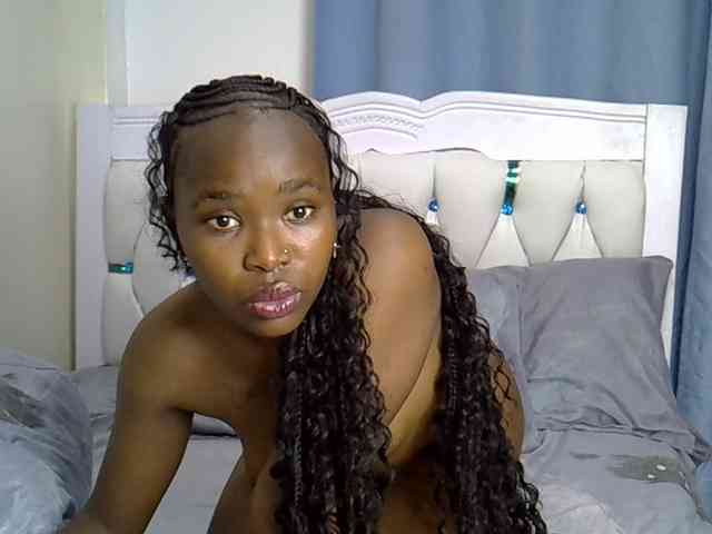 Prettyxoxo webcam