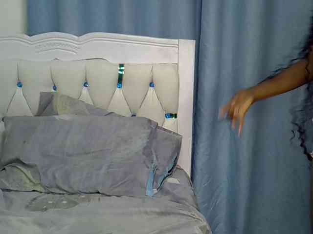 Prettyxoxo webcam