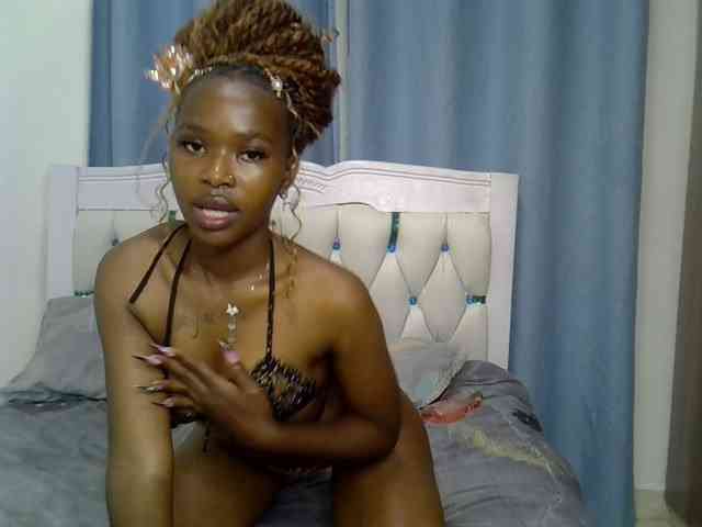 Prettyxoxo webcam