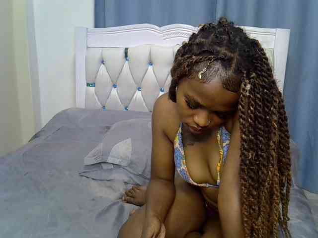 Prettyxoxo webcam