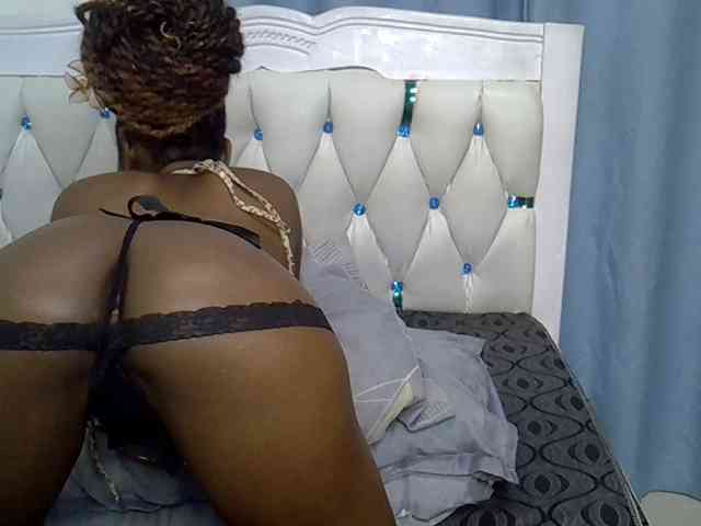 Prettyxoxo webcam