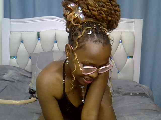 Prettyxoxo webcam