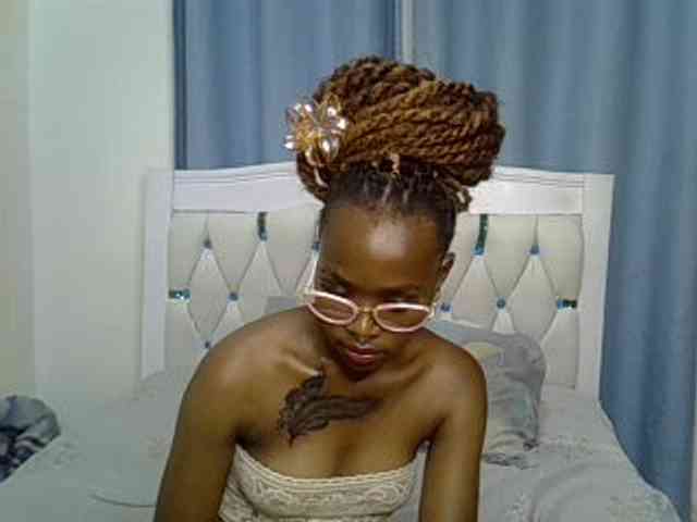Prettyxoxo webcam
