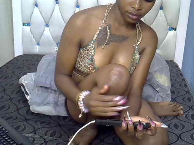 Prettyxoxo webcam