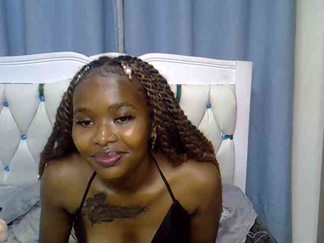 Prettyxoxo webcam