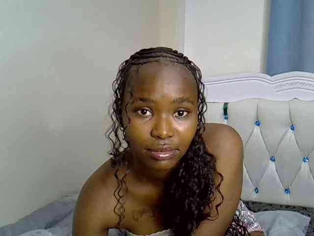 Prettyxoxo webcam