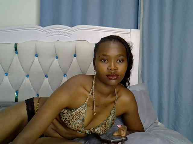 Prettyxoxo webcam