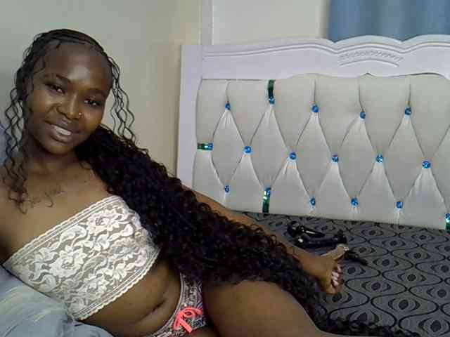 Prettyxoxo webcam