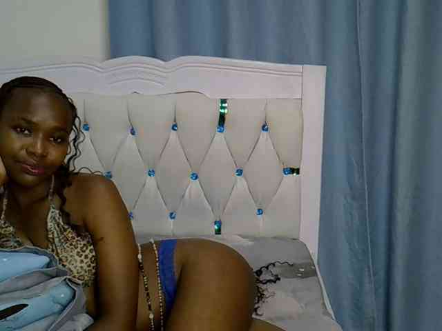 Prettyxoxo webcam