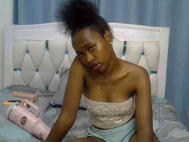 Prettyxoxo webcam
