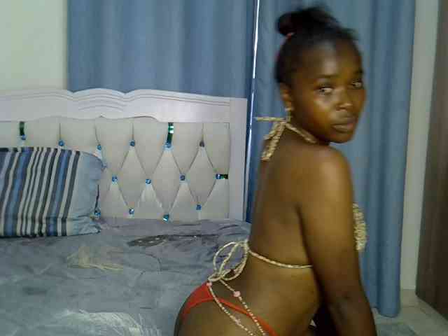 Prettyxoxo webcam