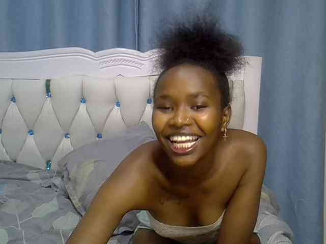 Prettyxoxo webcam