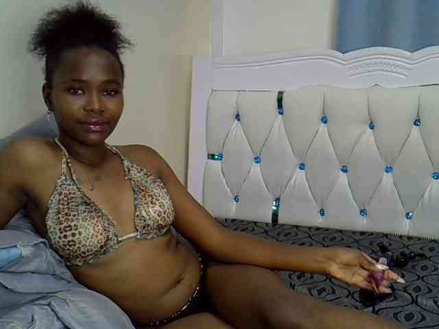 Prettyxoxo webcam