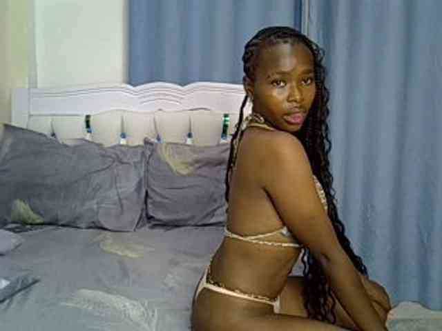 Prettyxoxo webcam