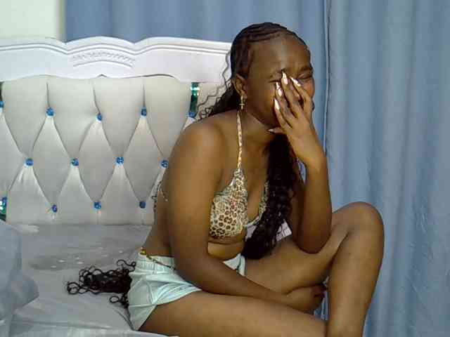Prettyxoxo webcam