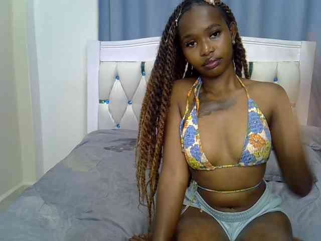 Prettyxoxo webcam