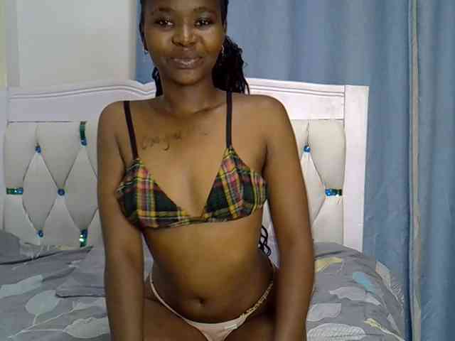 Prettyxoxo webcam