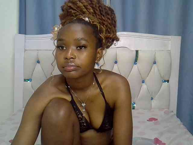 Prettyxoxo webcam