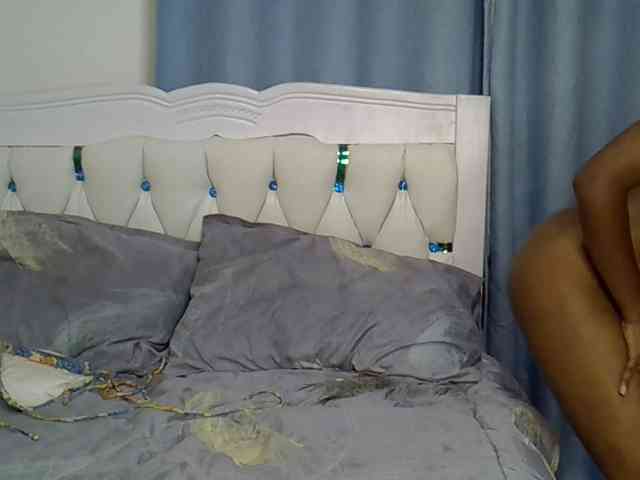 Prettyxoxo webcam