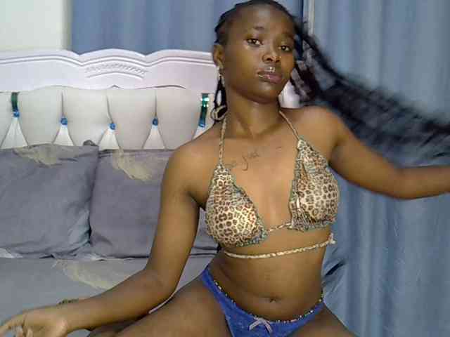 Prettyxoxo webcam