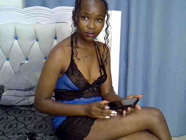 Prettyxoxo webcam