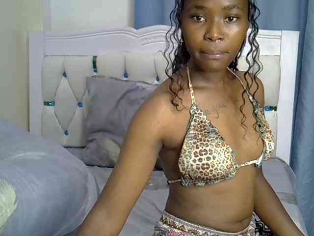 Prettyxoxo webcam