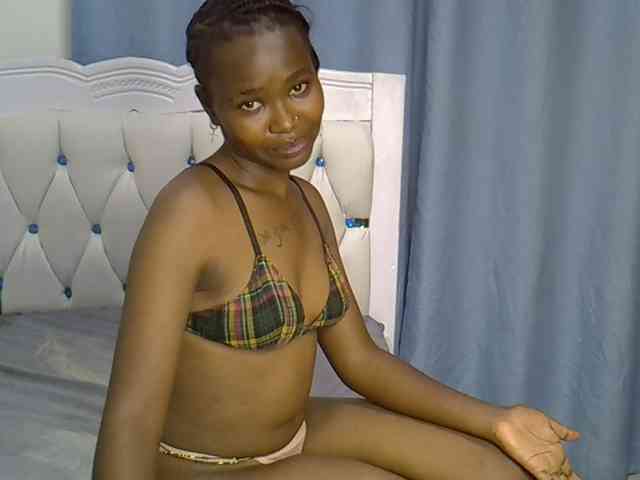 Prettyxoxo webcam