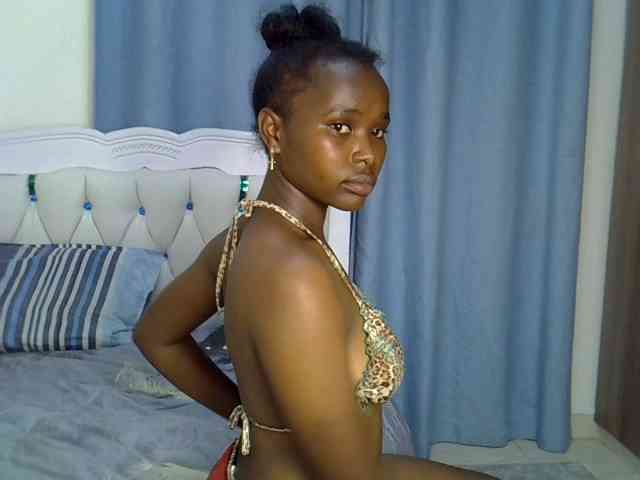 Model: Prettyxoxo