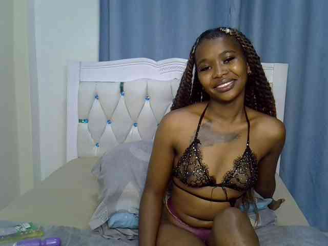 Model: Prettyxoxo