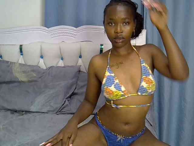 Prettyxoxo webcam