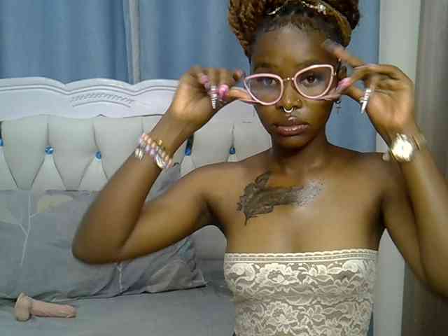 Prettyxoxo webcam