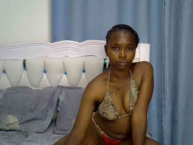 Prettyxoxo webcam