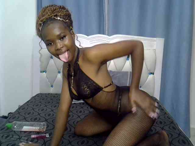 Prettyxoxo webcam