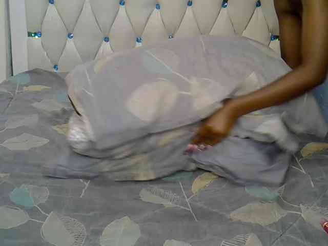 Prettyxoxo webcam
