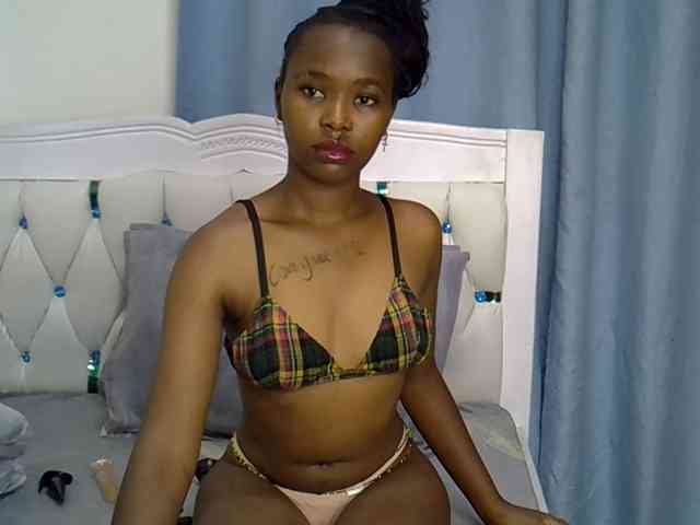 Prettyxoxo webcam