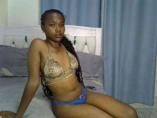 Prettyxoxo webcam