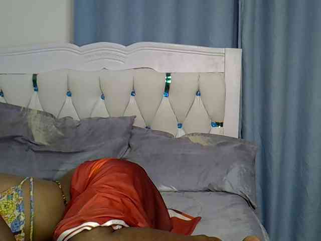 Prettyxoxo webcam