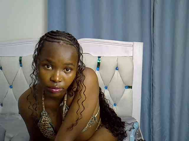 Prettyxoxo webcam
