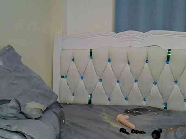 Prettyxoxo webcam