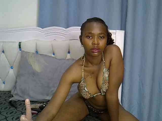 Prettyxoxo webcam