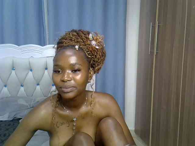 Prettyxoxo webcam